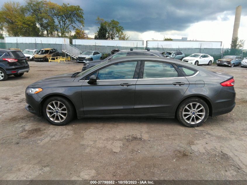 2017 FORD FUSION SE - 3FA6P0HD9HR375013