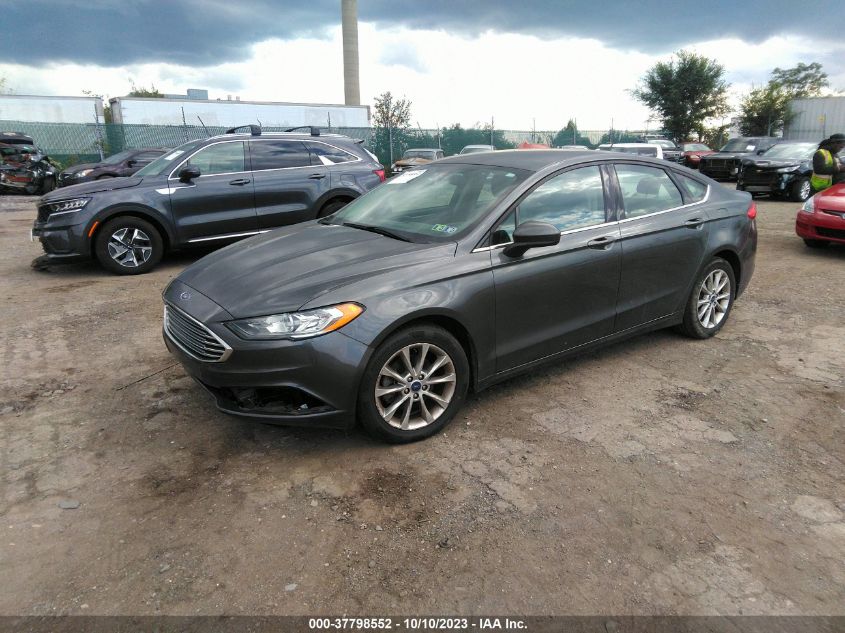2017 FORD FUSION SE - 3FA6P0HD9HR375013