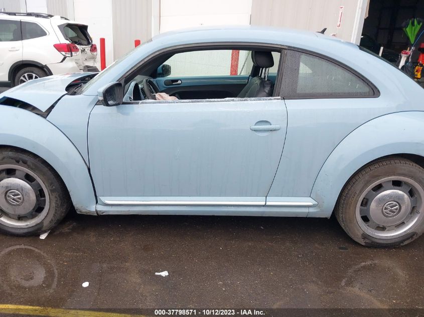 2013 VOLKSWAGEN BEETLE COUPE 2.5L - 3VWJP7AT1DM607882
