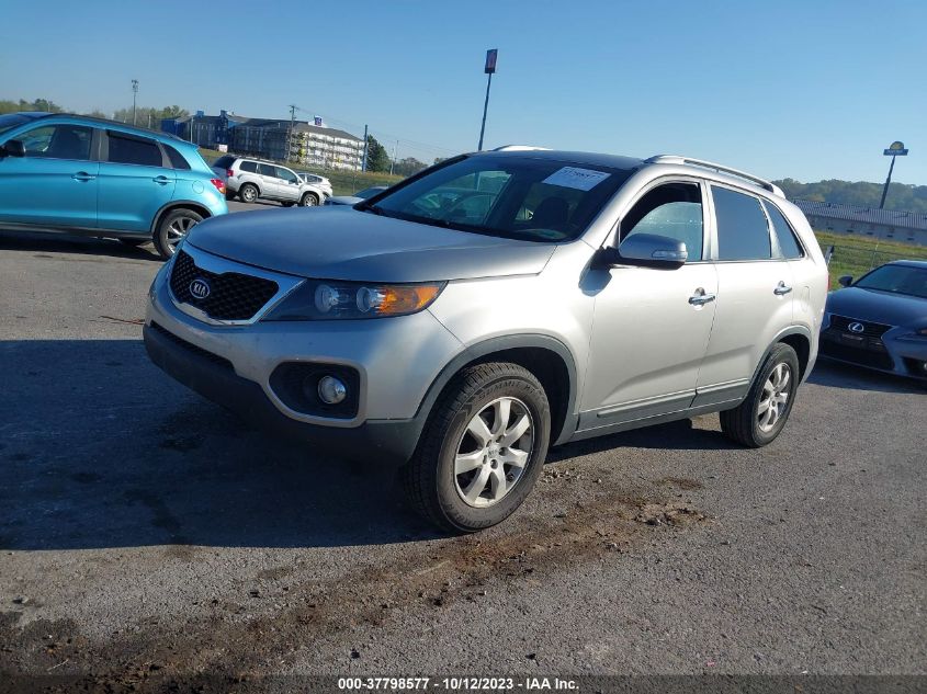 2013 KIA SORENTO LX - 5XYKT4A66DG409128