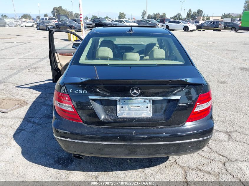 2013 MERCEDES-BENZ C 250 SPORT/LUXURY WDDGF4HB6DR263157