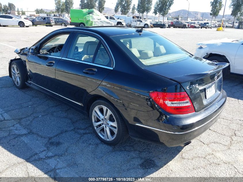 2013 MERCEDES-BENZ C 250 SPORT/LUXURY WDDGF4HB6DR263157