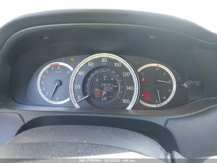 2015 HONDA ACCORD SEDAN EX - 1HGCR2F76FA195934