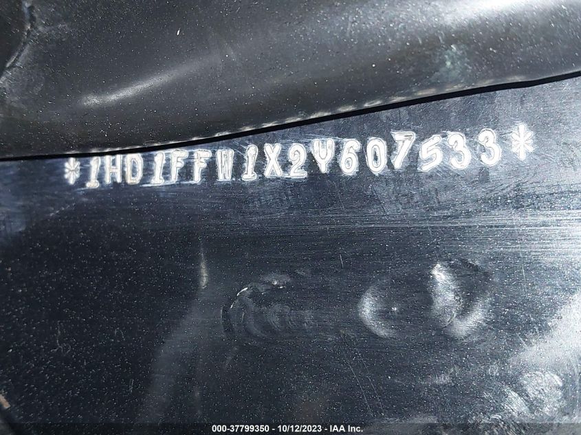 2002 HARLEY-DAVIDSON FLHTCI 1HD1FFW1X2Y607533
