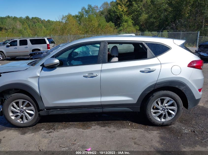 2017 HYUNDAI TUCSON SE - KM8J23A46HU543502