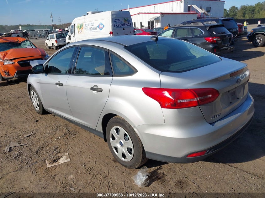 VIN 1FADP3E29JL202382 2018 FORD FOCUS S