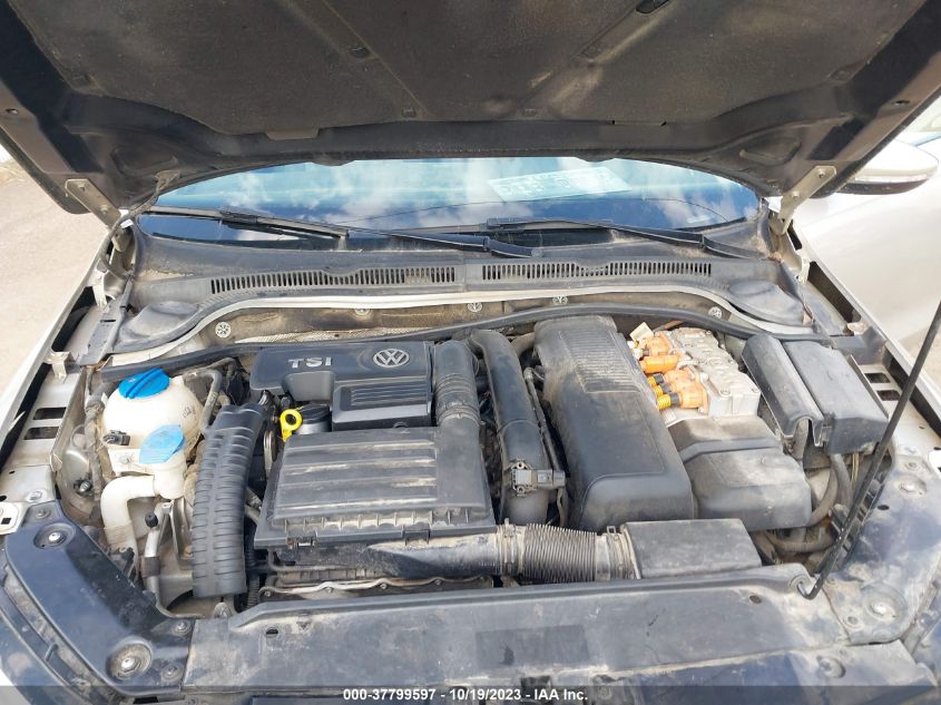 2013 VOLKSWAGEN JETTA SEDAN HYBRID SEL 3VW637AJ8DM227342