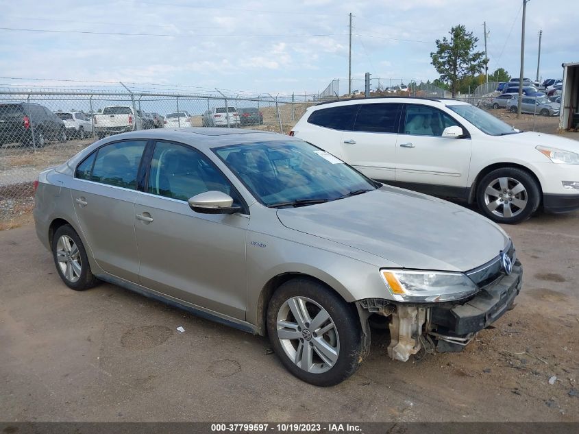 2013 VOLKSWAGEN JETTA SEDAN HYBRID SEL 3VW637AJ8DM227342