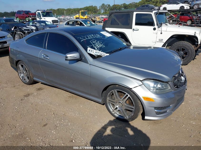 2013 MERCEDES-BENZ C 350 SPORT 4MATIC WDDGJ8JB4DG073403