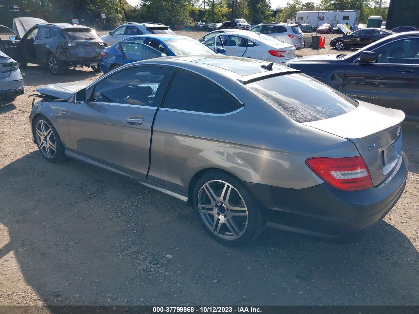 2013 MERCEDES-BENZ C 350 SPORT 4MATIC WDDGJ8JB4DG073403