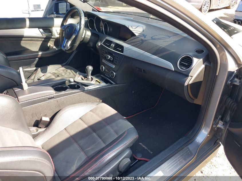 2013 MERCEDES-BENZ C 350 SPORT 4MATIC WDDGJ8JB4DG073403