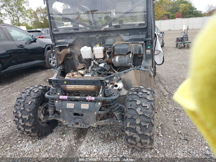 2023 CAN-AM DEFENDER MAX XT HD9 - 3JBUCAP49PK001337