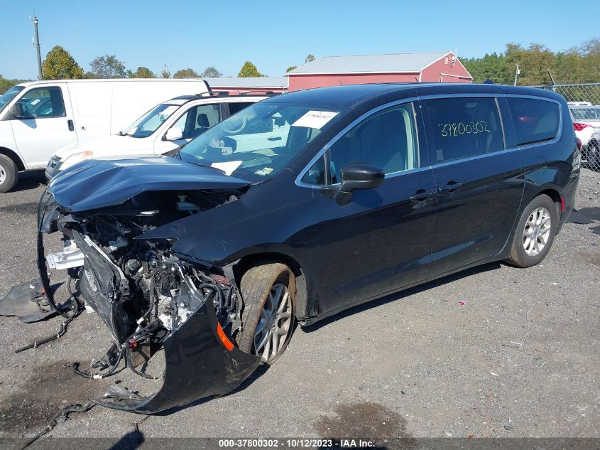 2C4RC1CG5NR102954 Chrysler Voyager LX 2