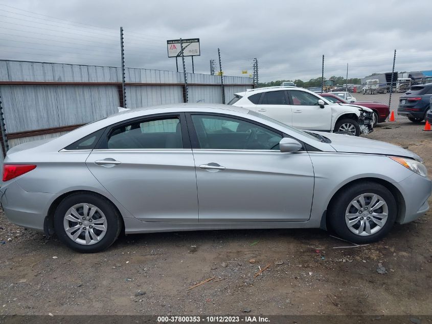 2013 HYUNDAI SONATA GLS PZEV - 5NPEB4AC5DH575459