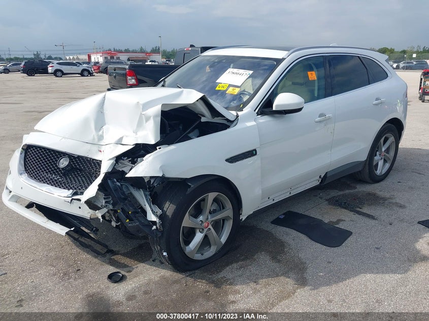 VIN SADCJ2FX9KA399664 2019 JAGUAR F-PACE 25T PREMIUM