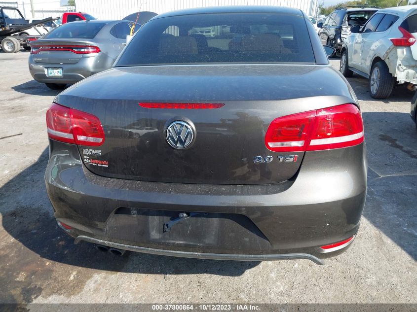 2015 VOLKSWAGEN EOS KOMFORT/SPORT - WVWBW8AH2FV004038