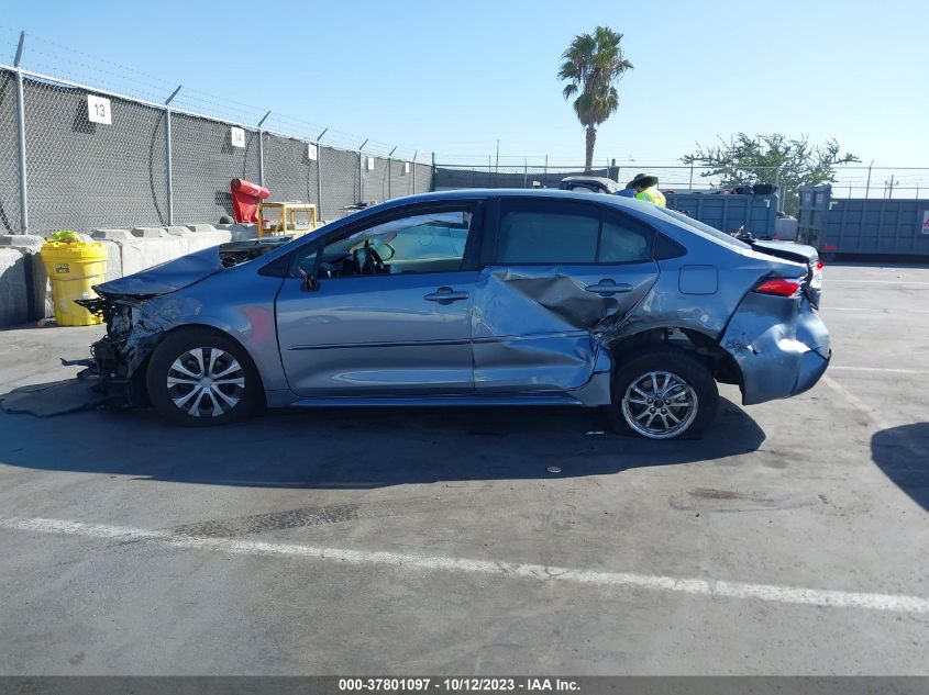 2022 TOYOTA COROLLA HYBRID LE - JTDEAMDE8NJ041400