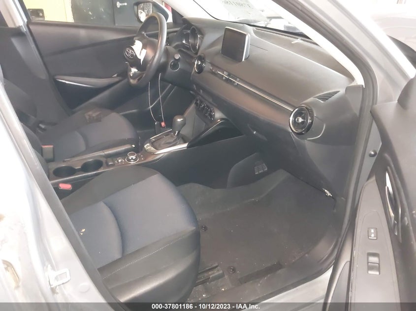 VIN 3MYDLBYV0JY320853 2018 TOYOTA YARIS IA