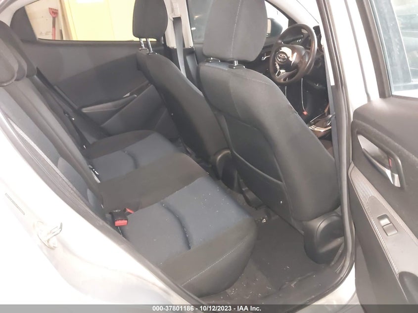 VIN 3MYDLBYV0JY320853 2018 TOYOTA YARIS IA