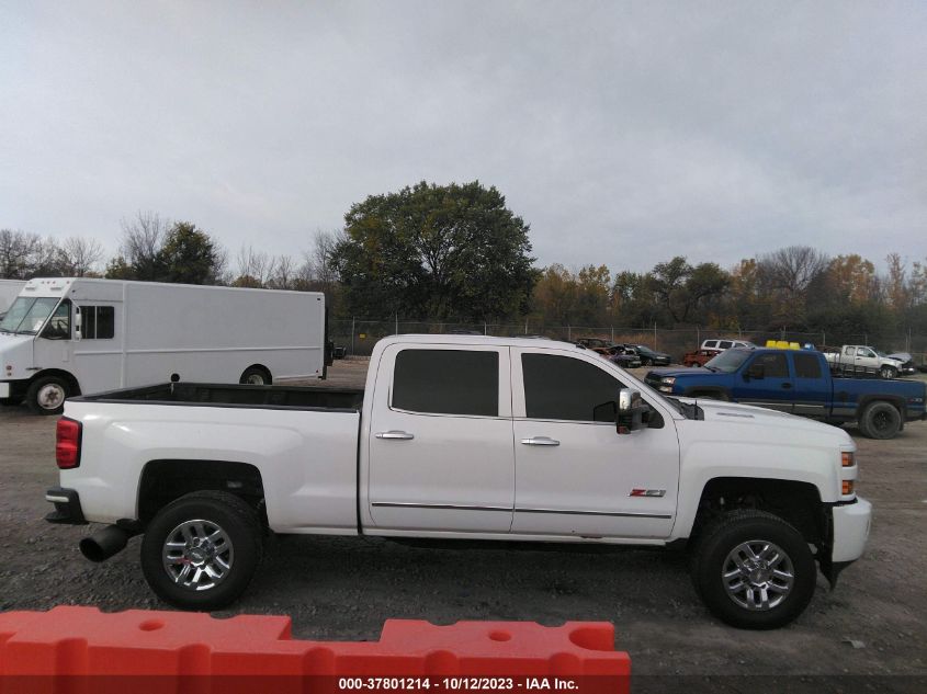 2015 CHEVROLET SILVERADO 2500HD LTZ - 1GC1KWE81FF620121