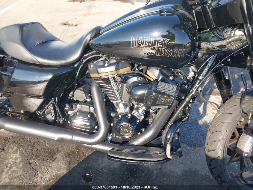 2023 HARLEY-DAVIDSON FLHXST - 1HD1ABL28PB613412