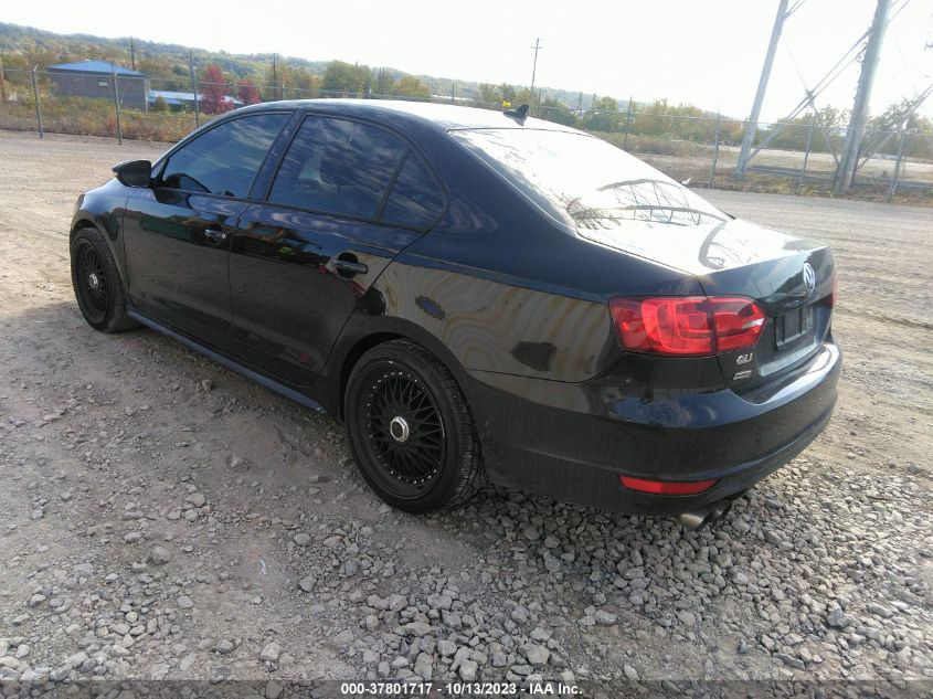 2013 VOLKSWAGEN JETTA GLI - 3VW567AJ9DM264659