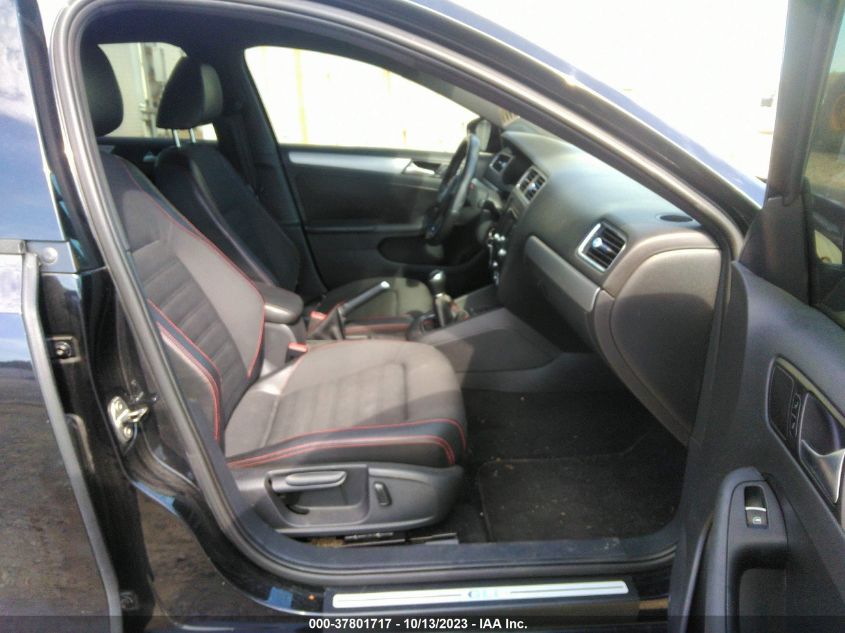2013 VOLKSWAGEN JETTA GLI - 3VW567AJ9DM264659