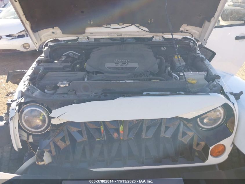 2013 JEEP WRANGLER UNLIMITED SAHARA - 1C4BJWEG0DL596715