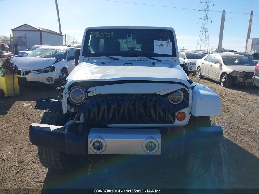 2013 JEEP WRANGLER UNLIMITED SAHARA - 1C4BJWEG0DL596715