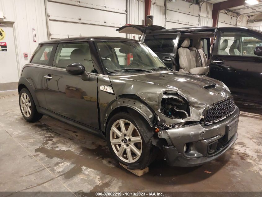 2013 MINI COOPER HARDTOP S - WMWSV3C51DT479291