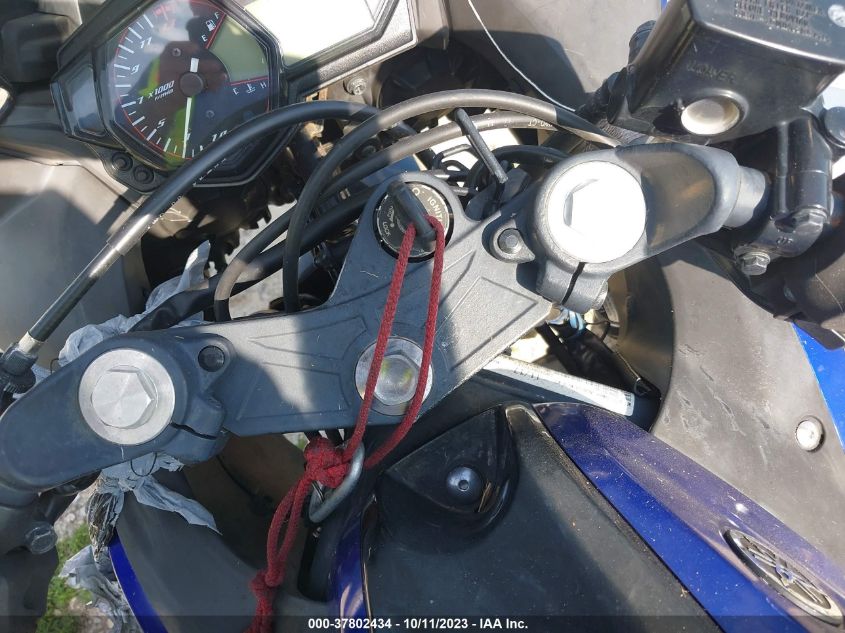 2018 YAMAHA YZFR3 MH3RH06Y3JK017606