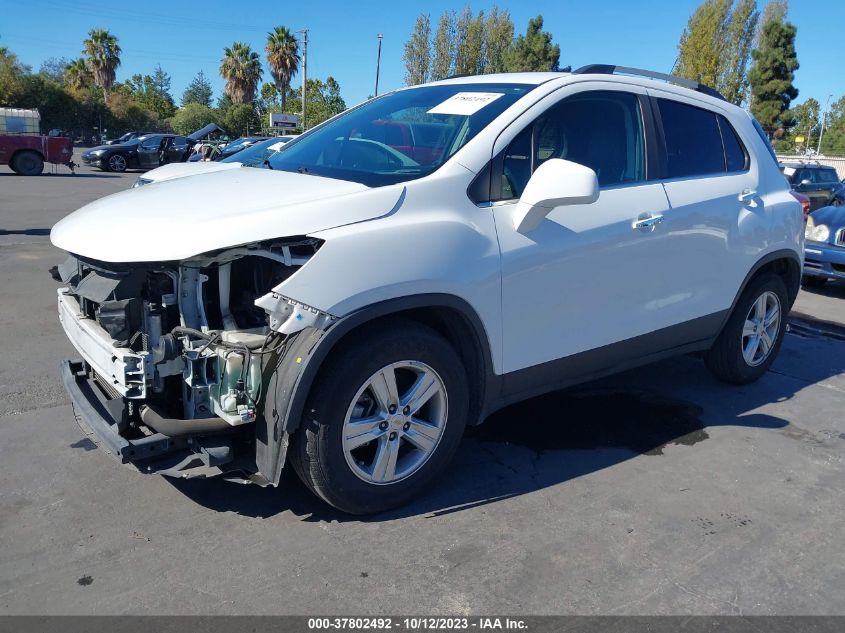 VIN KL7CJLSB9JB657182 2018 CHEVROLET TRAX 1LT