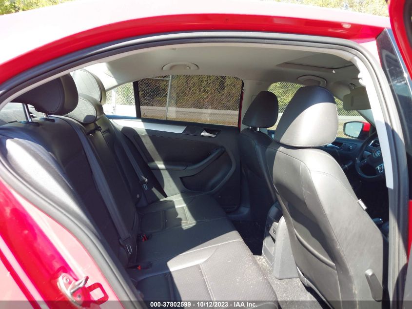 2014 VOLKSWAGEN JETTA SEDAN SE 3VWD17AJ6EM430695