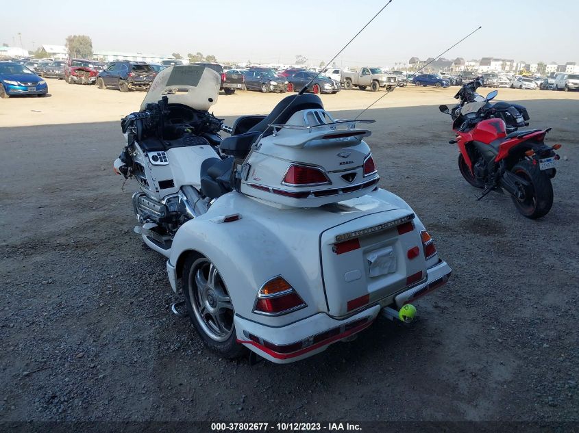 2005 HONDA GL1800 A 1HFSC474X5A402826
