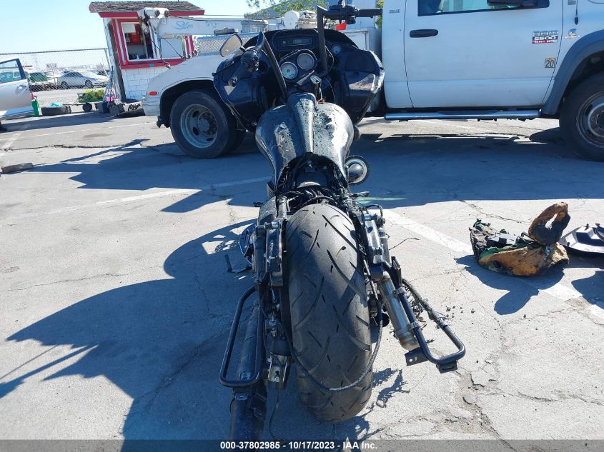 2010 HARLEY-DAVIDSON FLTRX - 1HD1KH435AB649346