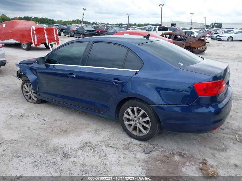 2013 VOLKSWAGEN JETTA SEDAN SE W/CONVENIENCE - 3VWDX7AJ8DM254343