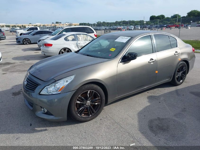 2013 INFINITI G37 JOURNEY JN1CV6AP7DM302383
