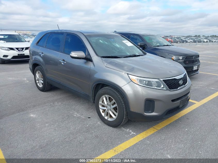 2015 KIA SORENTO LX - 5XYKT3A68FG657930