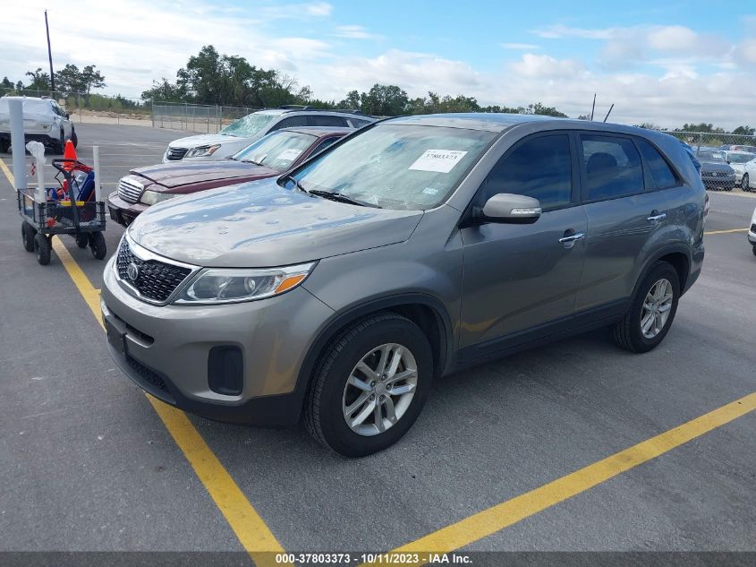 2015 KIA SORENTO LX - 5XYKT3A68FG657930