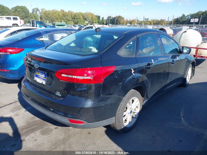 VIN 1FADP3FE8JL234524 2018 FORD FOCUS SE