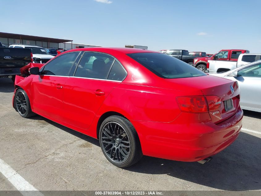 2013 VOLKSWAGEN JETTA SEDAN SE - 3VWBX7AJ1DM399439