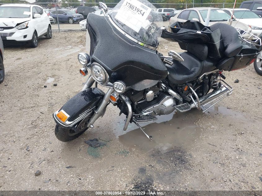 2006 HARLEY-DAVIDSON FLHTCUI - 1HD1FCW156Y671595