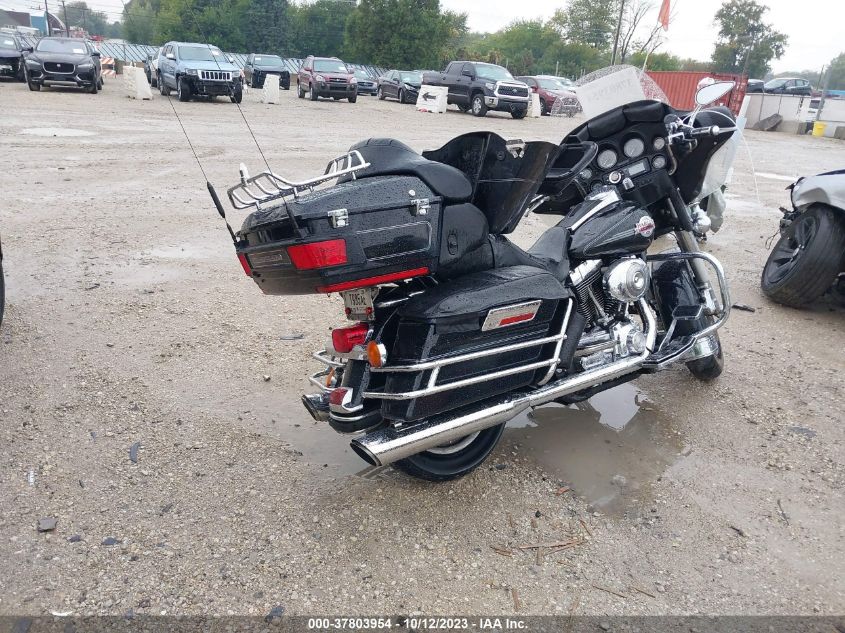 2006 HARLEY-DAVIDSON FLHTCUI - 1HD1FCW156Y671595