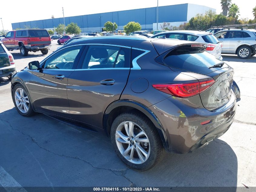 2018 INFINITI QX30 PREMIUM SJKCH5CP1JA046442