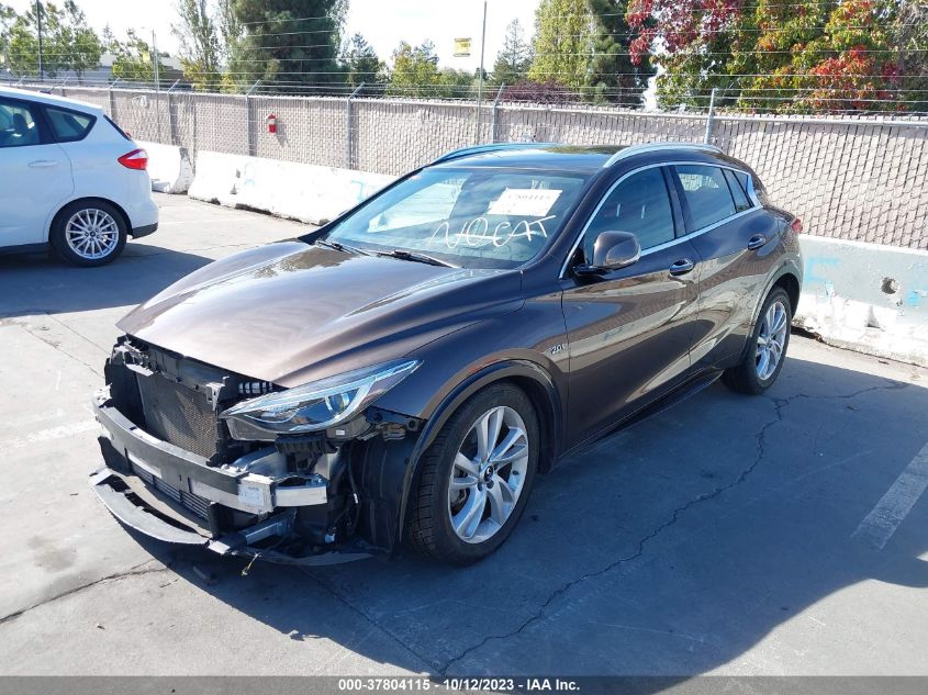 2018 INFINITI QX30 PREMIUM SJKCH5CP1JA046442