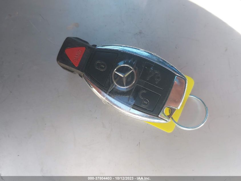 2014 MERCEDES-BENZ C 250 SPORT/LUXURY - WDDGF4HB9EA960841