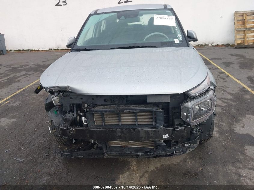 2022 HYUNDAI VENUE SE - KMHRB8A39NU146837