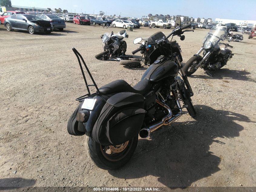 2016 HARLEY-DAVIDSON FXDLS 1HD1GS863GC329092