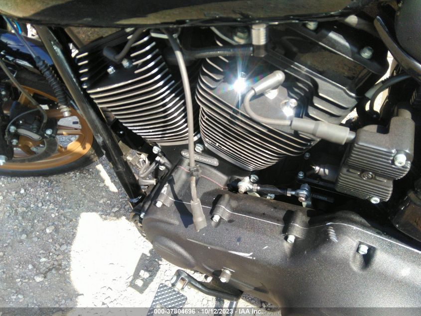 2016 HARLEY-DAVIDSON FXDLS 1HD1GS863GC329092