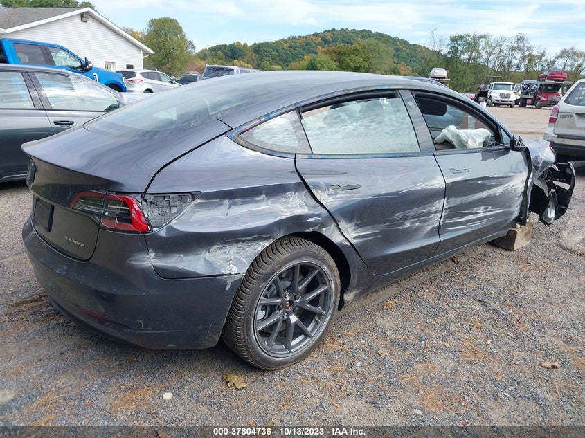 VIN 5YJ3E1EB6NF207449 2022 TESLA MODEL 3